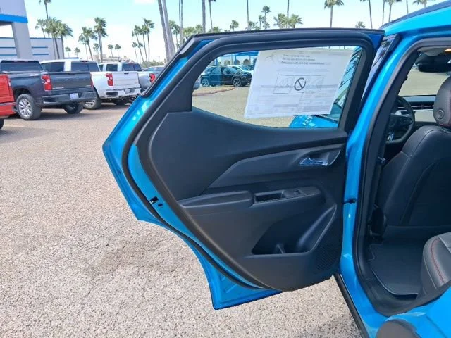 2027 Chevrolet Bolt RS - Photo 17