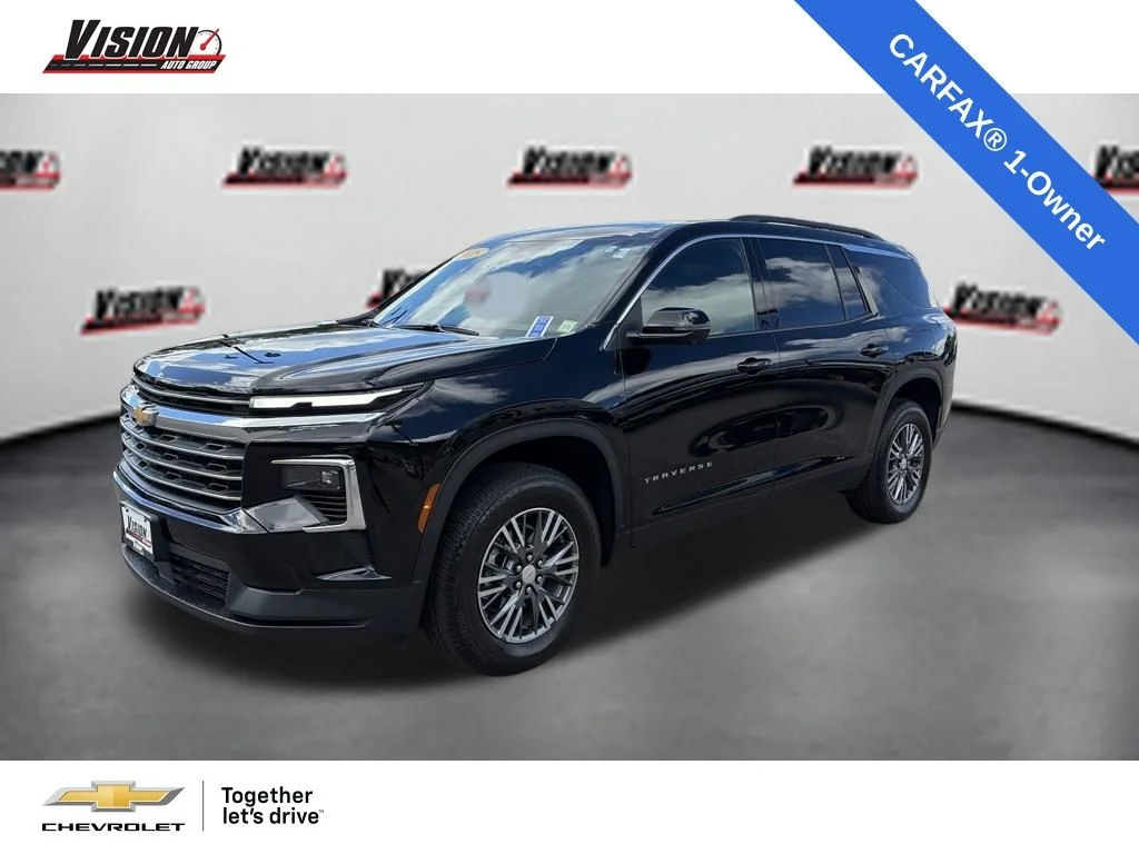 2025 Chevrolet Traverse LT