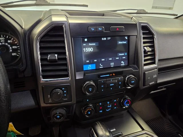 Used 2016 Blue Ford XLT image 22