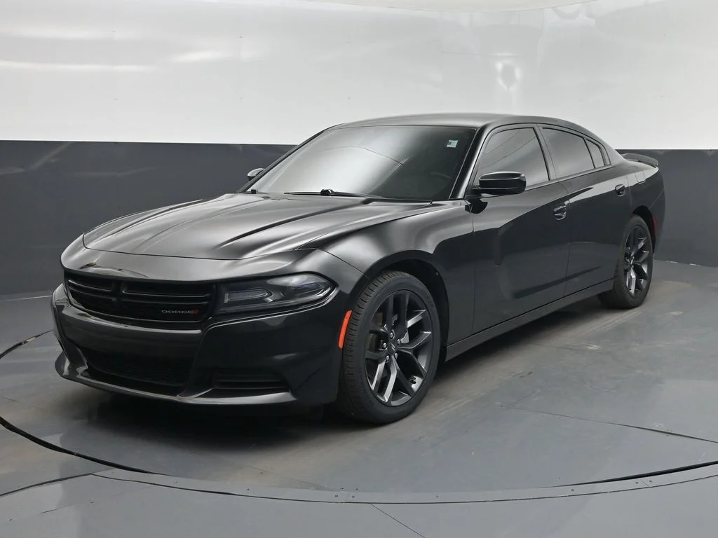 Used 2021 Black Dodge SXT image 22