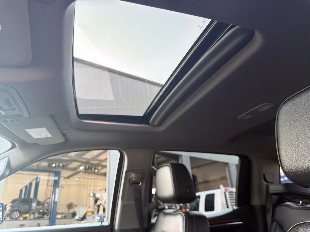 Used 2022 Onyx Black GMC Denali image 19