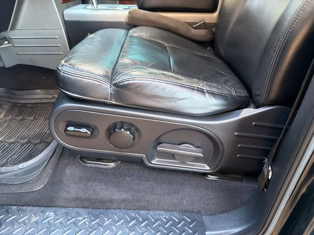 Used 2005 Black Ford XLT image 21