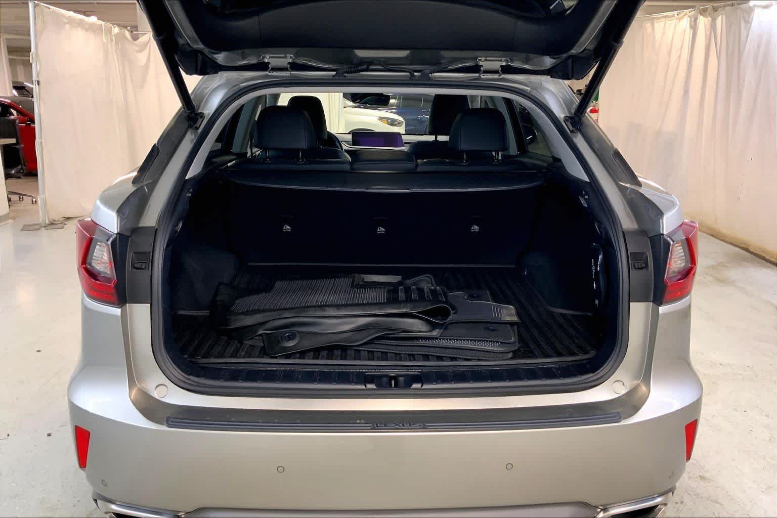 Used 2017 Atomic Silver Lexus  image 9