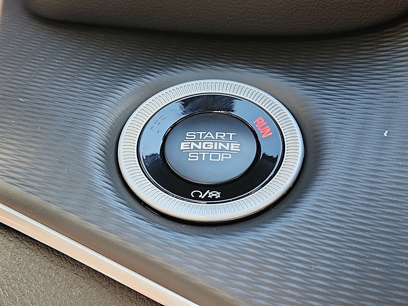 2025 Jeep Grand Cherokee Laredo - Photo 14