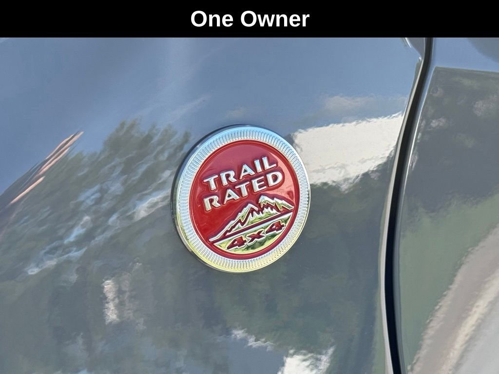 Used 2022 Gray Jeep Trailhawk image 7