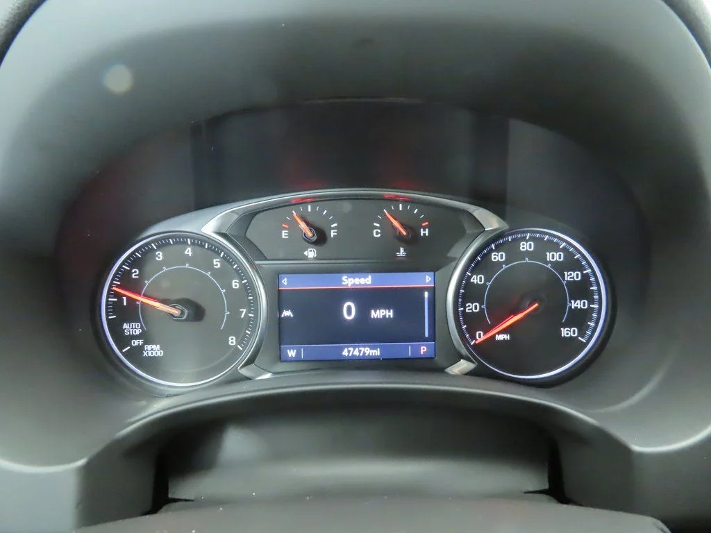 Used 2023 Black GMC SLT image 32
