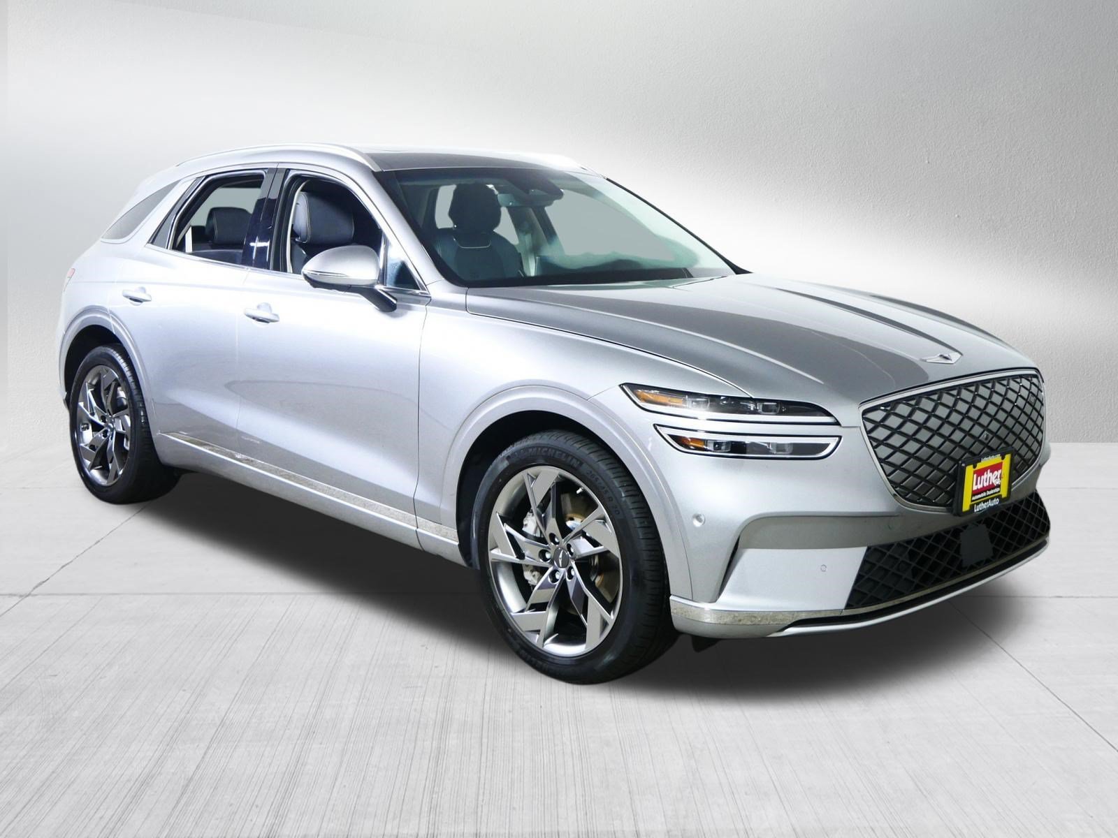 Certified Used 2023 Savile Silver Genesis Advanced image 1
