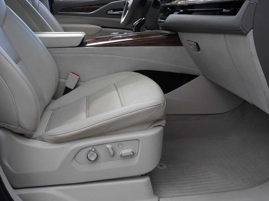 Used 2023 Black Cadillac Premium Luxury Platinum image 33