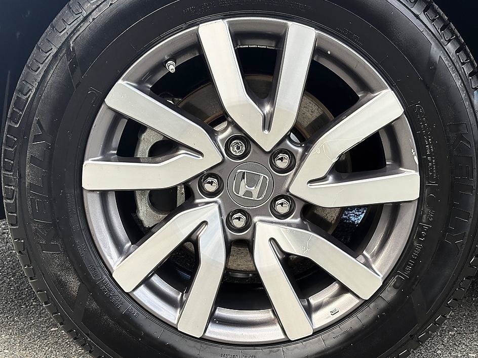 Used 2020 White Honda EX-L image 6