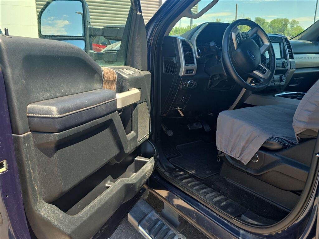 Certified Used 2019 Blue Jeans Ford LARIAT image 6