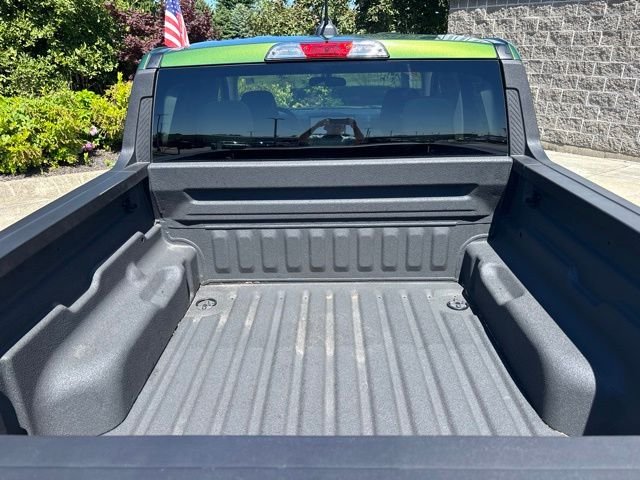 Used 2025 Green Ford XLT image 12