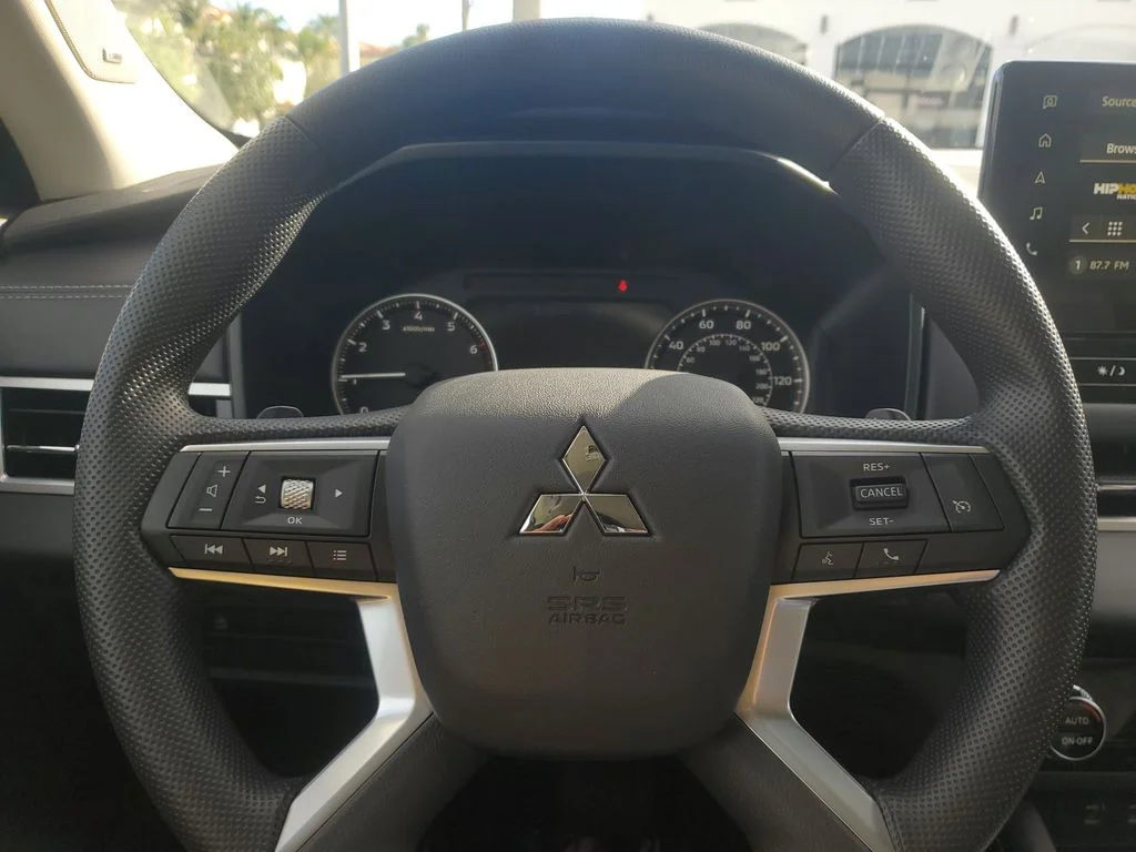 2026 Mitsubishi Outlander ES - Photo 21