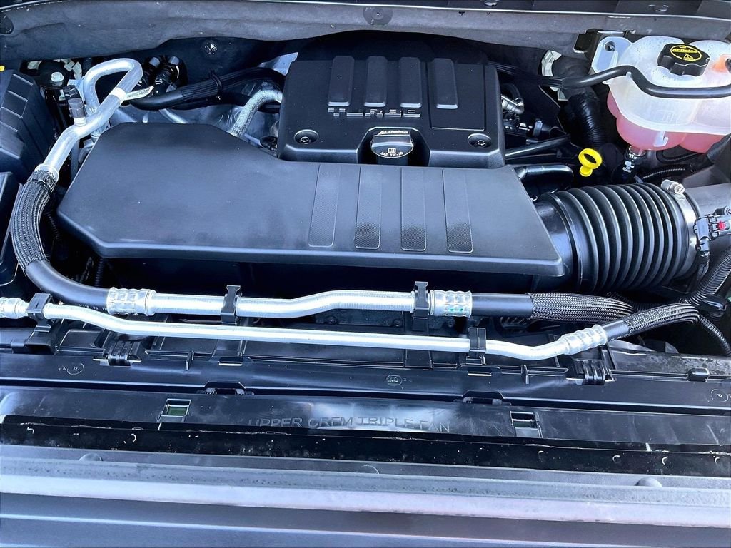 Used 2025 Black GMC Elevation image 29