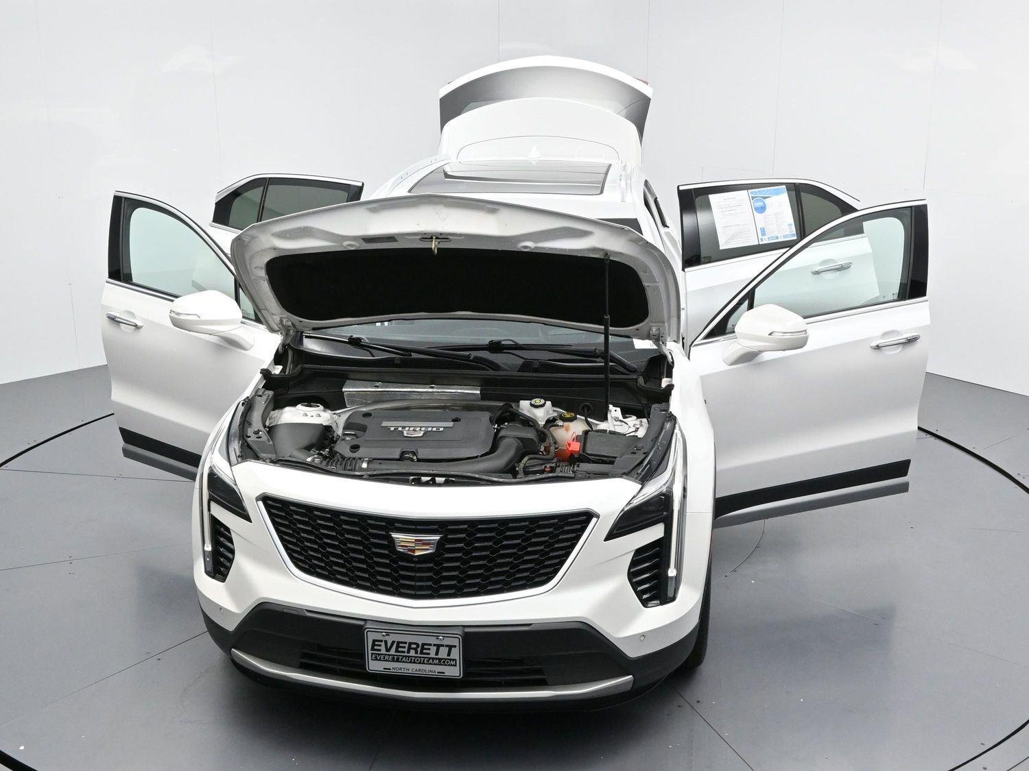 Used 2021 CRYSTAL WHITE TRICOAT Cadillac AWD Premium Luxury image 46