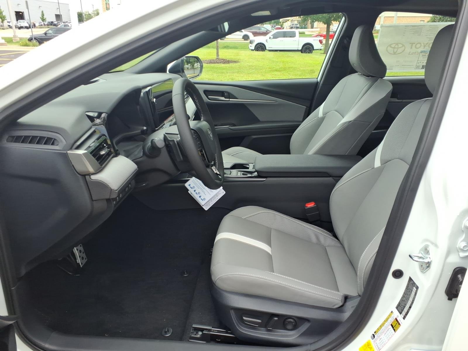 New 2026 Ice Cap Toyota  SE AWD image 11