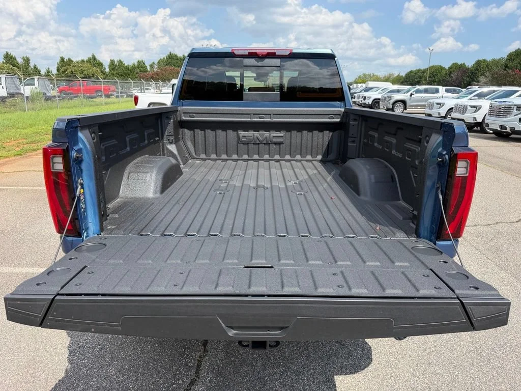 2026 GMC Sierra 2500HD Denali Ultimate - Photo 23