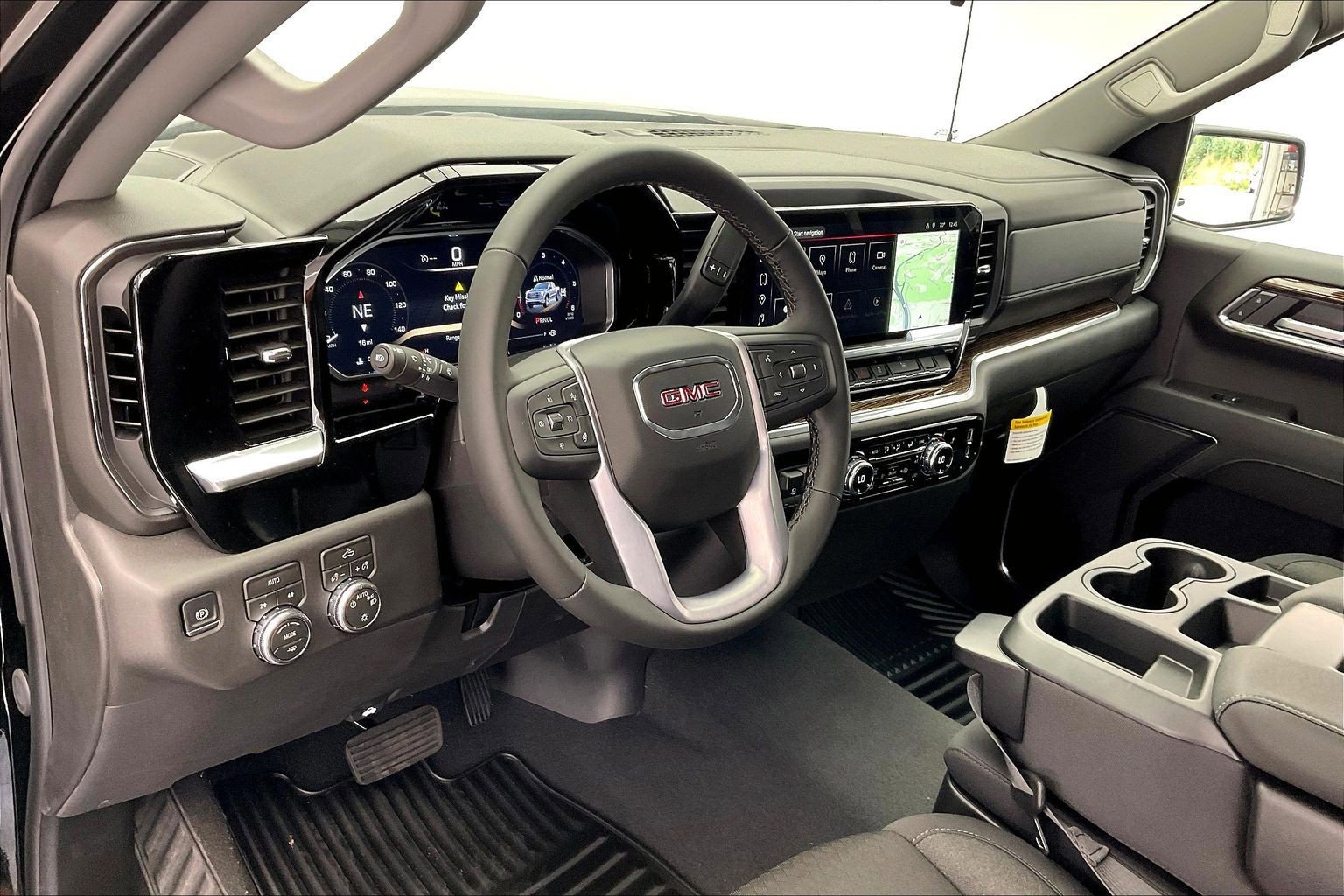 2026 GMC Sierra 1500 SLE - Photo 4