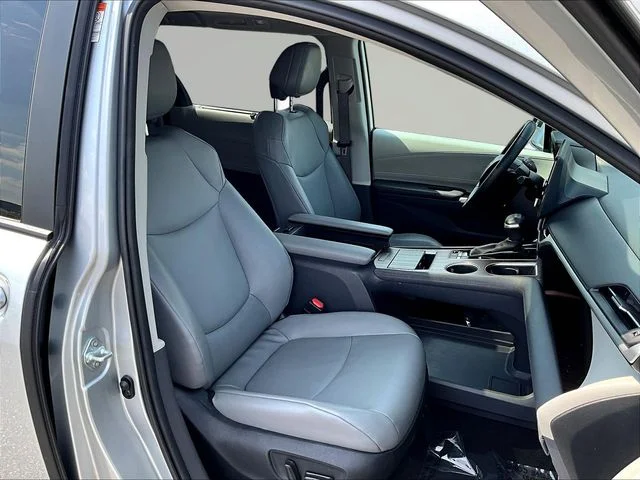 Used 2023 Silver Toyota XLE image 31