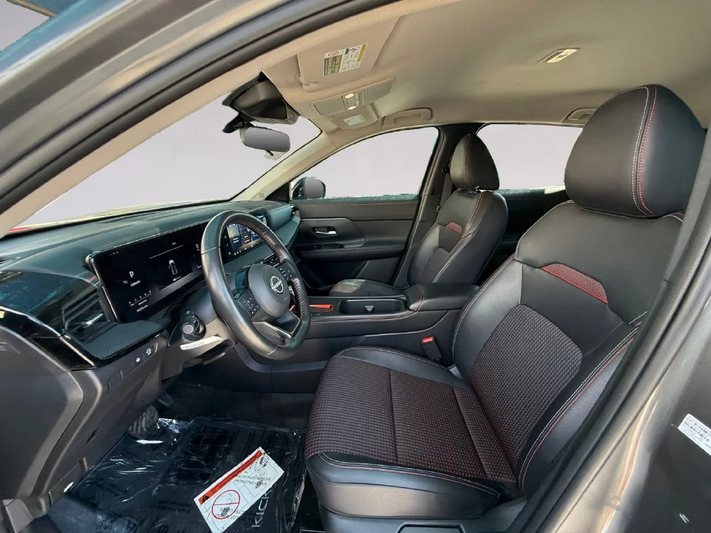 Used 2026 Gray Nissan SR image 10