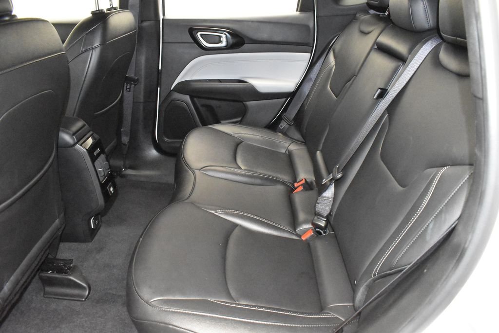 Used 2025 White Jeep Limited image 32