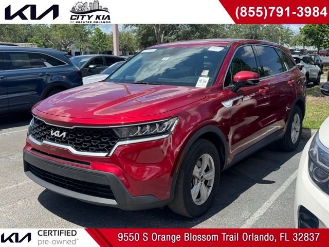 2023 Kia Sorento LX AT's photo