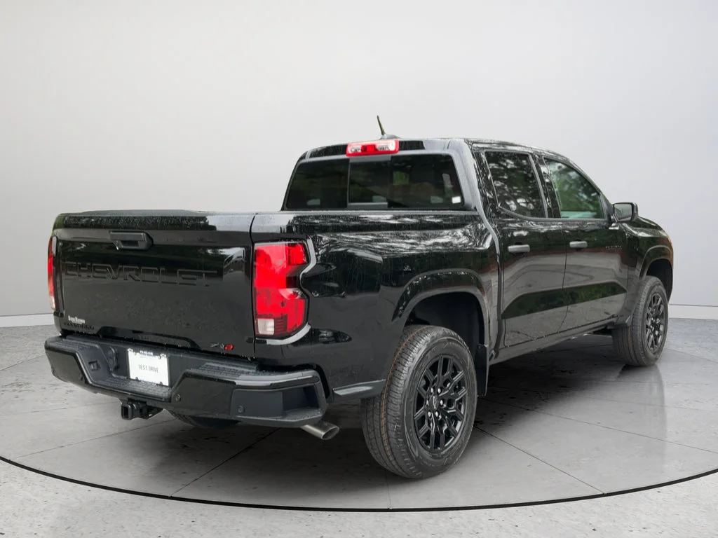 2026 Chevrolet Colorado Work Truck - Photo 5