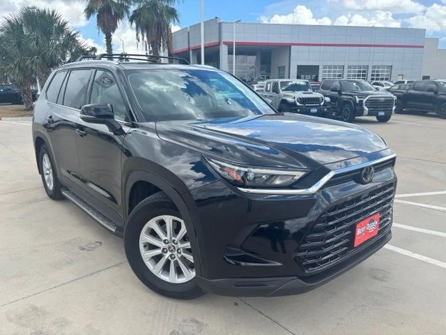 Used 2026 Black Toyota XLE image 1