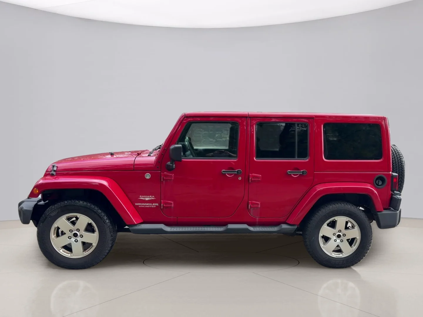 Used 2011 Red Jeep UNLIMITED image 2