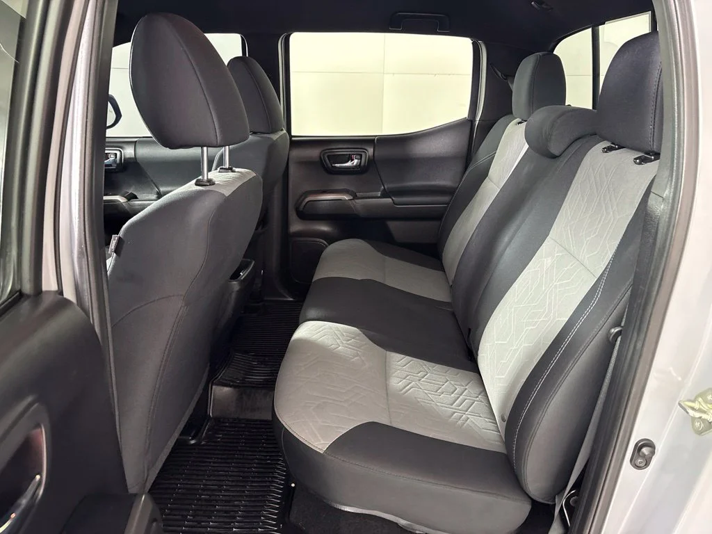 Used 2020  Toyota TRD Off-Road image 25