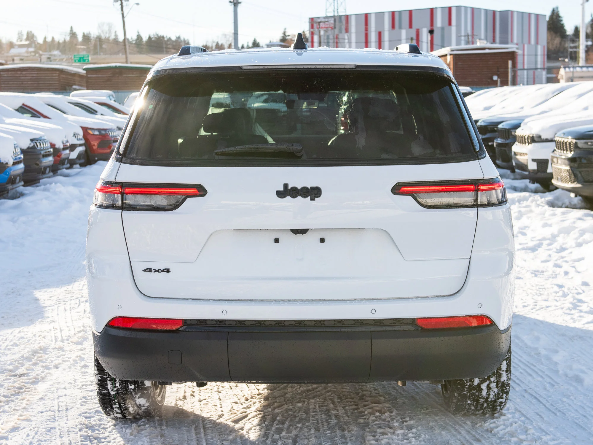 New 2025 White Jeep Altitude* image 4