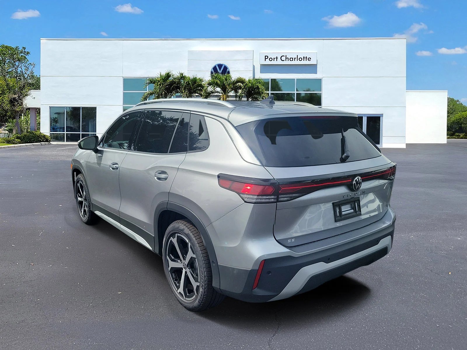 New 2026 Silver Volkswagen SE image 31