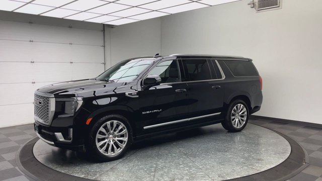 Used 2024 Onyx Black GMC Denali image 39