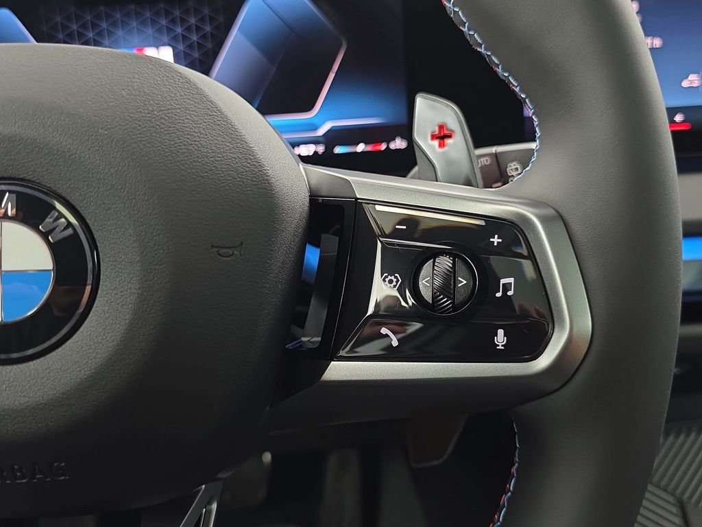 New 2026 Black Sapphire Metallic BMW M50 xDrive image 18