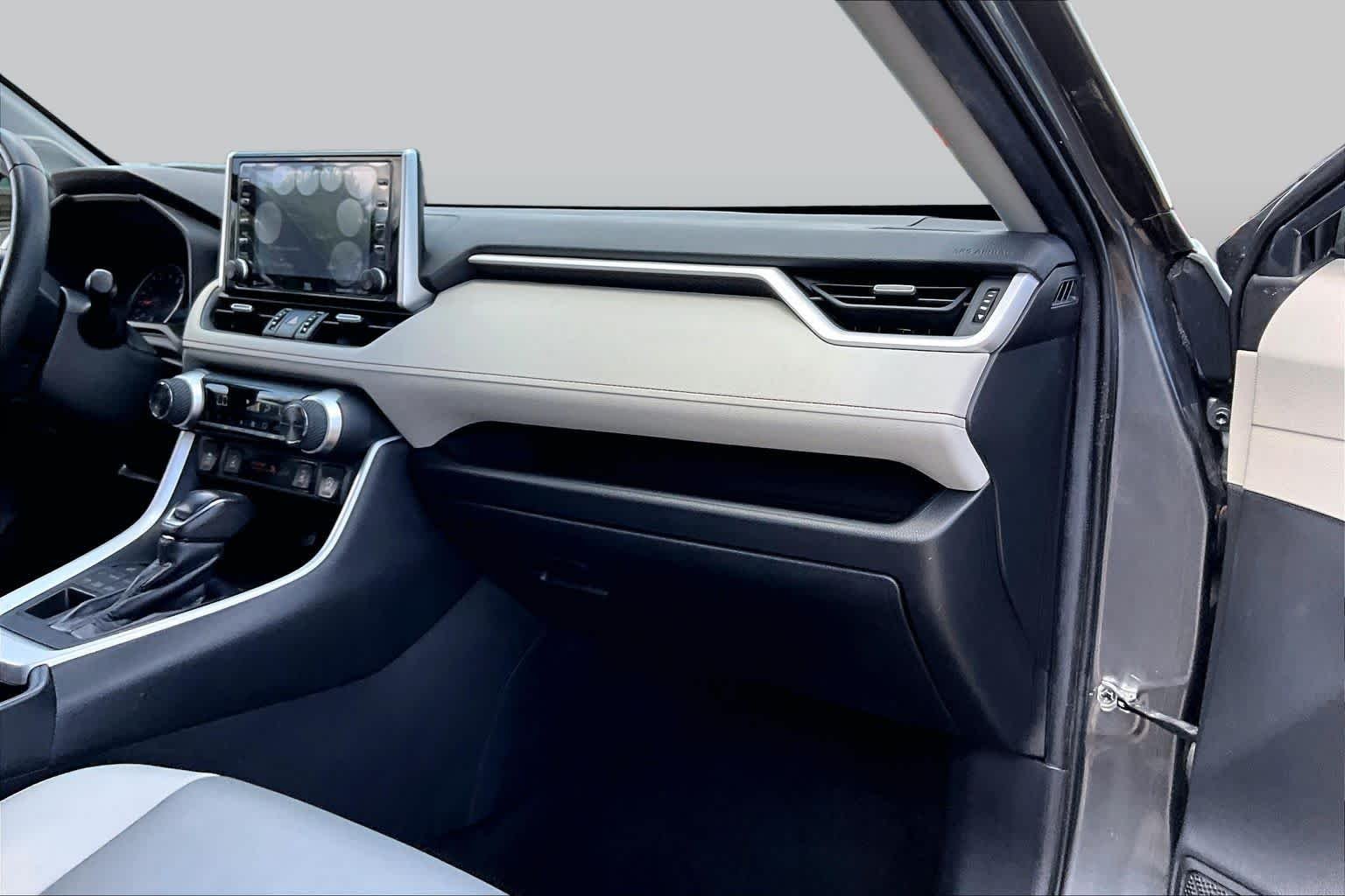 Used 2021 Magnetic Gray Metallic Toyota XLE Premium image 19