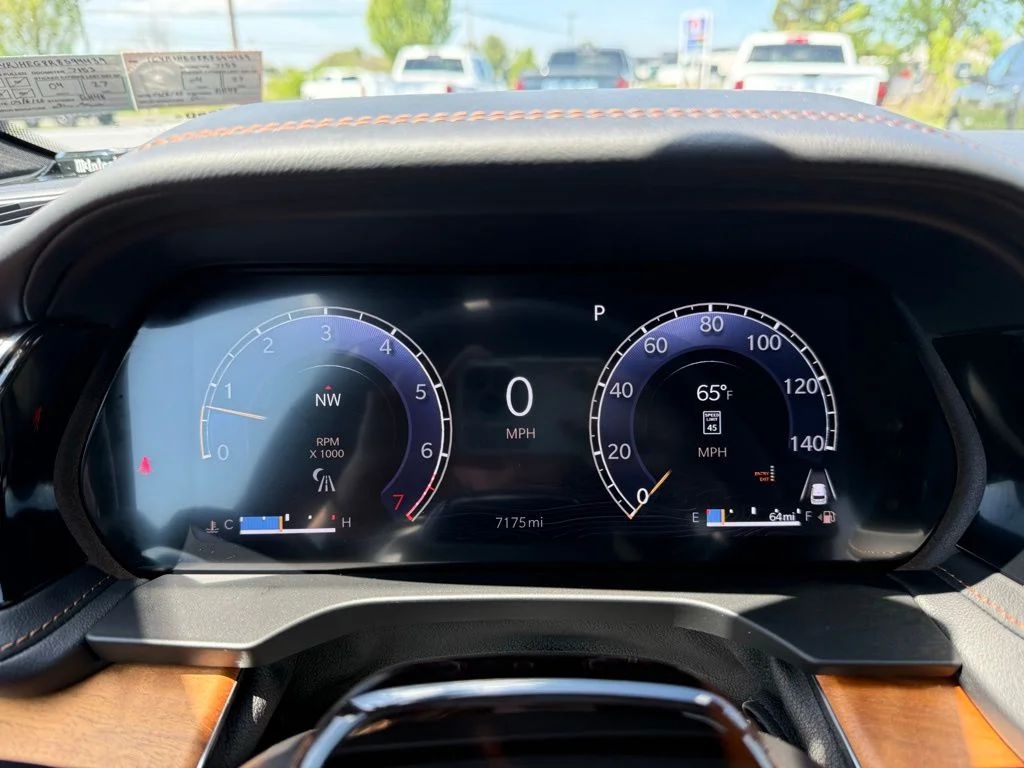 Used 2024 Black Jeep Summit Reserve image 29