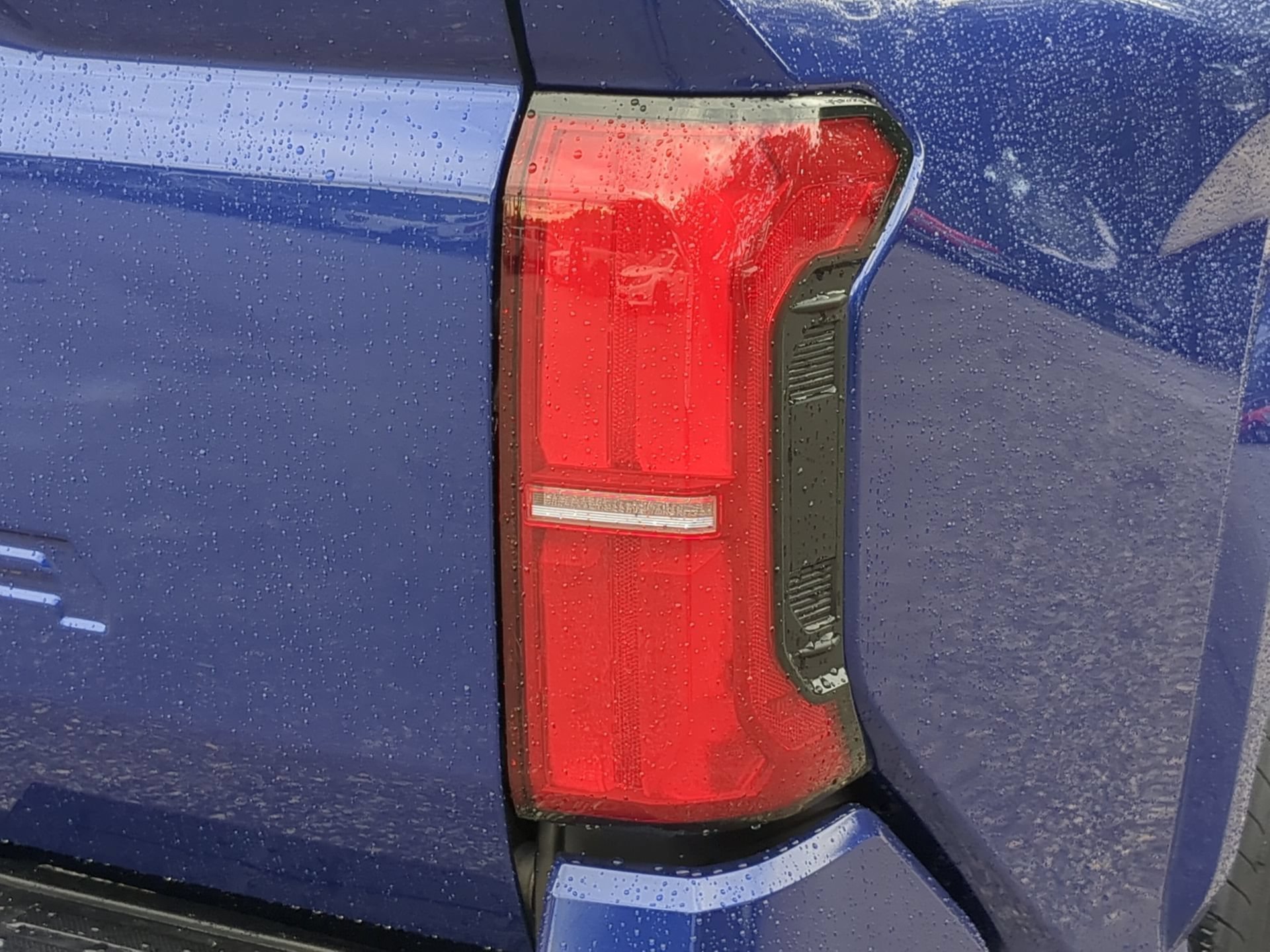 Used 2025 Blue Crush Metallic Toyota SR5 Crew Cab Pickup image 44
