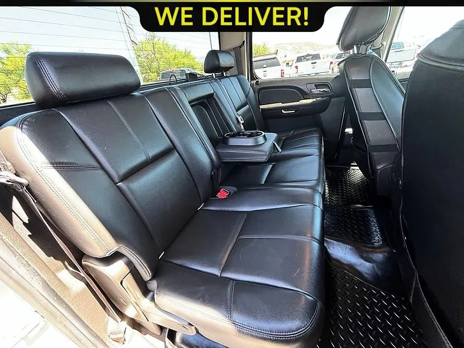 Used 2013 Silver Chevrolet LTZ image 19