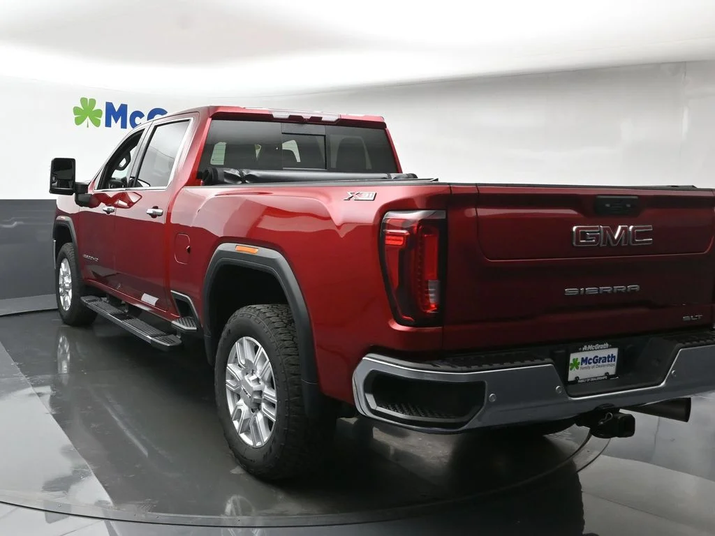 Used 2022 Red GMC SLT image 28