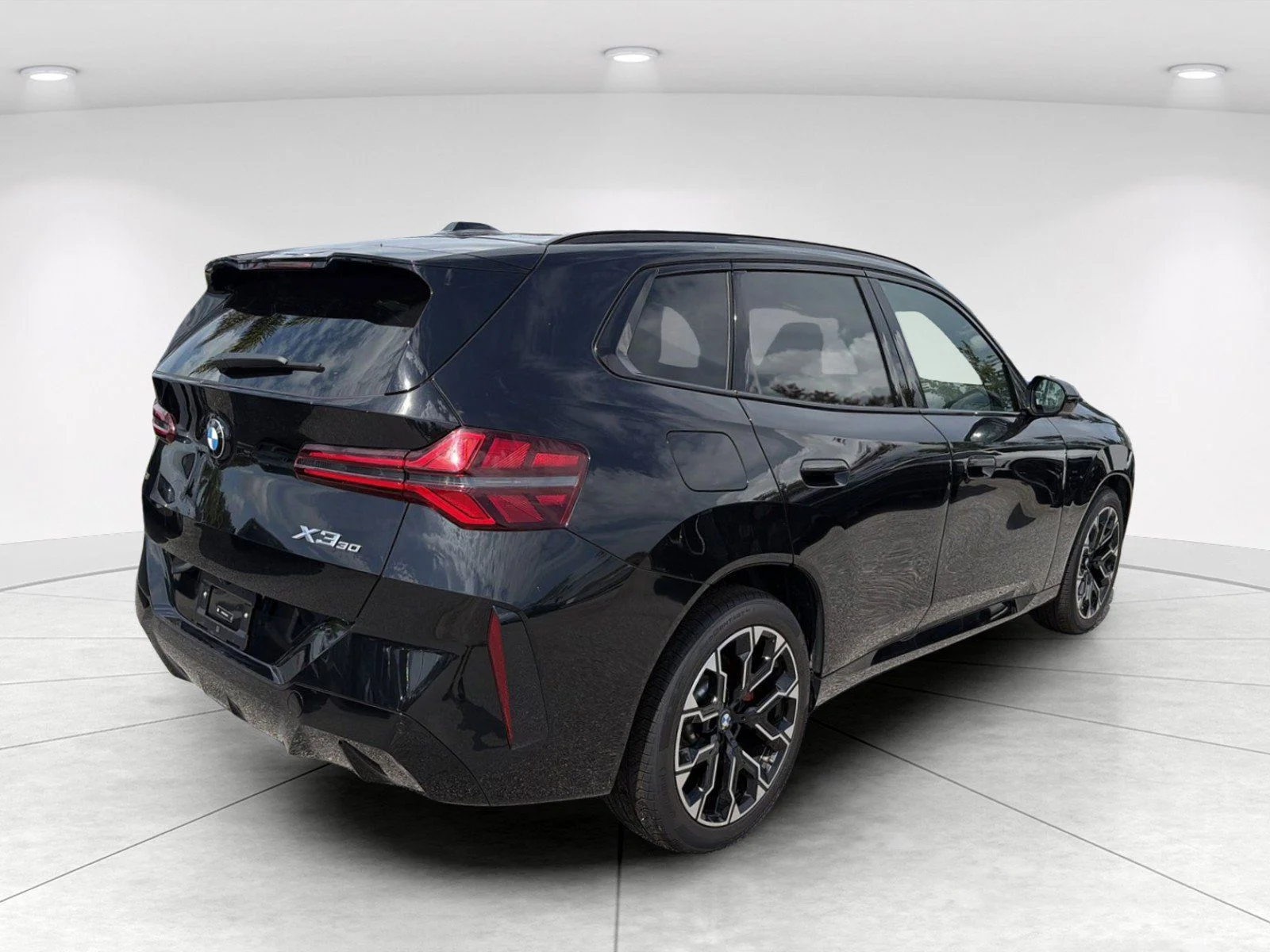 New 2026 Black Sapphire Metallic BMW 30 xDrive image 4