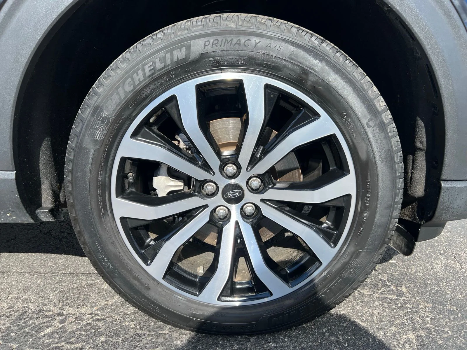 Certified Used 2023 Agate Black Metallic Ford ST-Line image 24