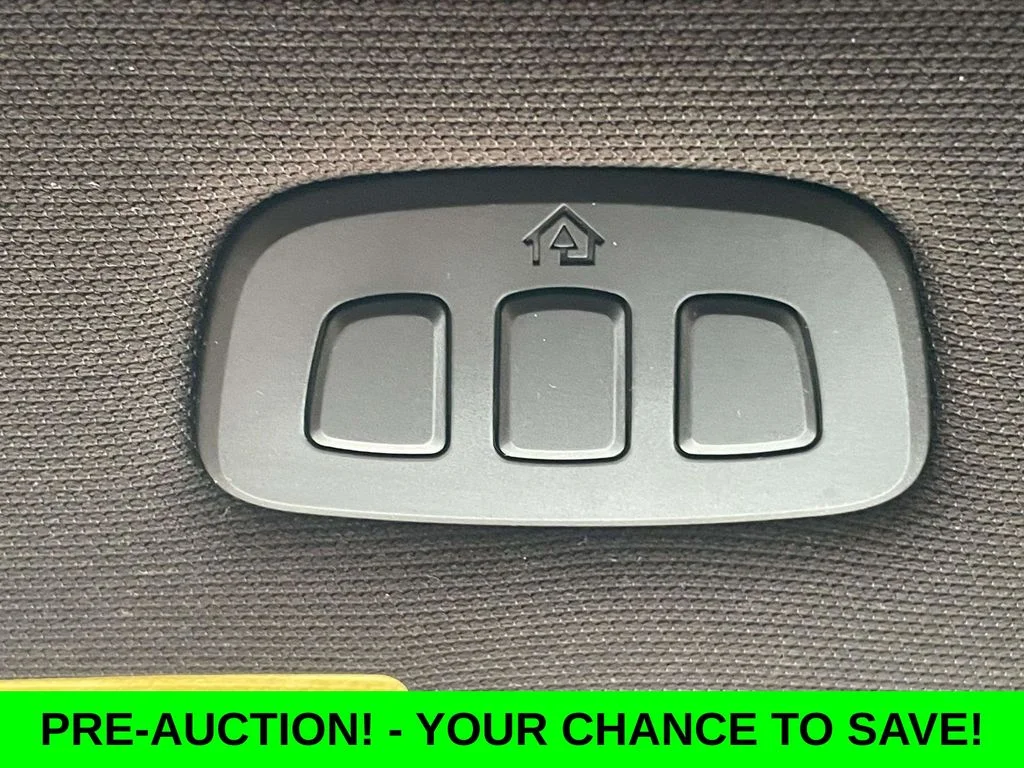 Used 2018 Gold Ford King Ranch image 29
