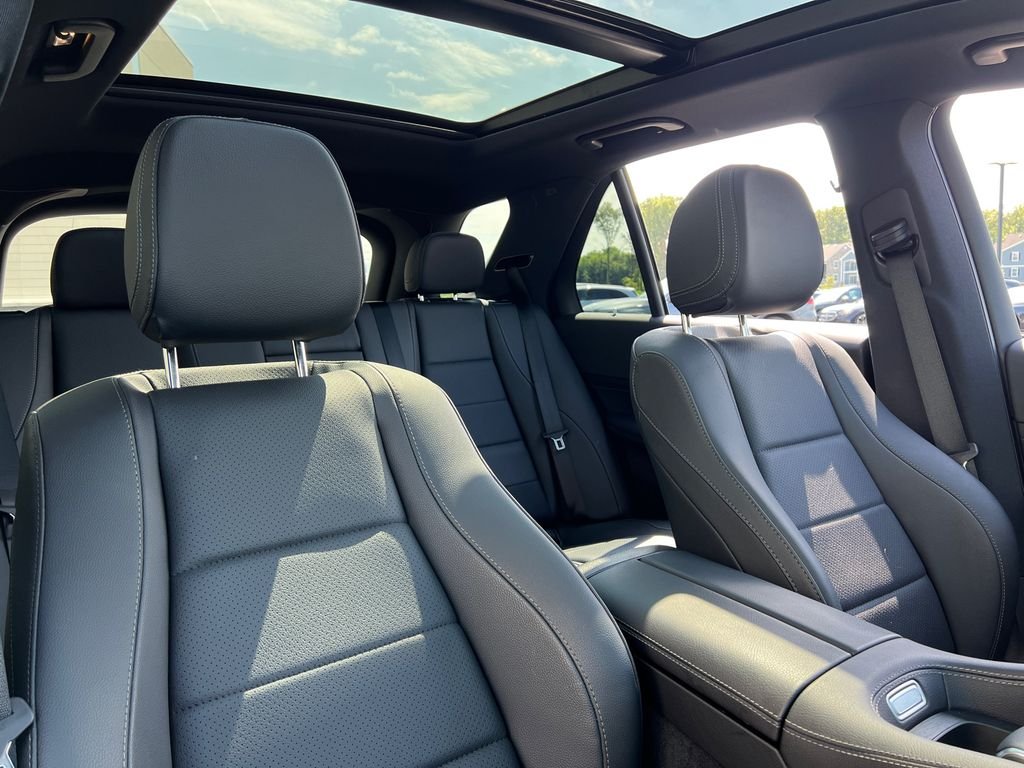 Certified Used 2025 Black Mercedes-Benz GLE 350 image 29