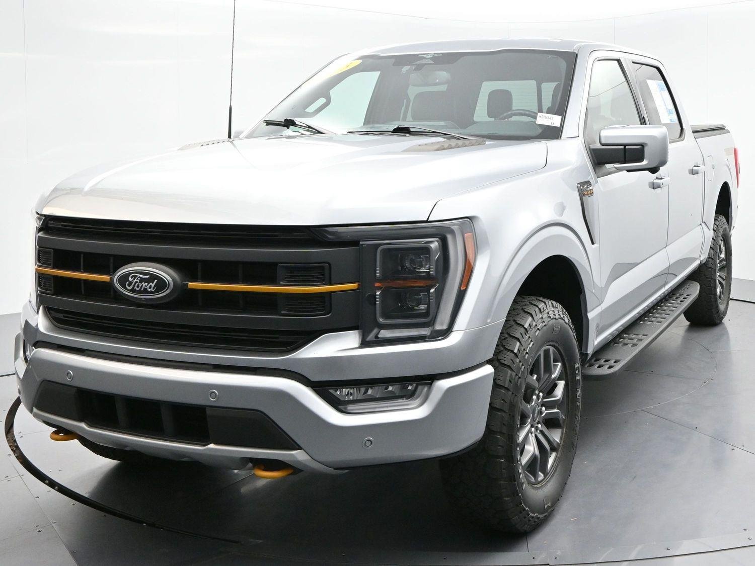 Used 2023 Iconic Silver Ford Tremor image 3