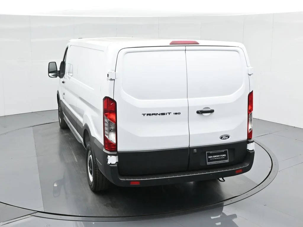 New 2026 White Ford Base image 42