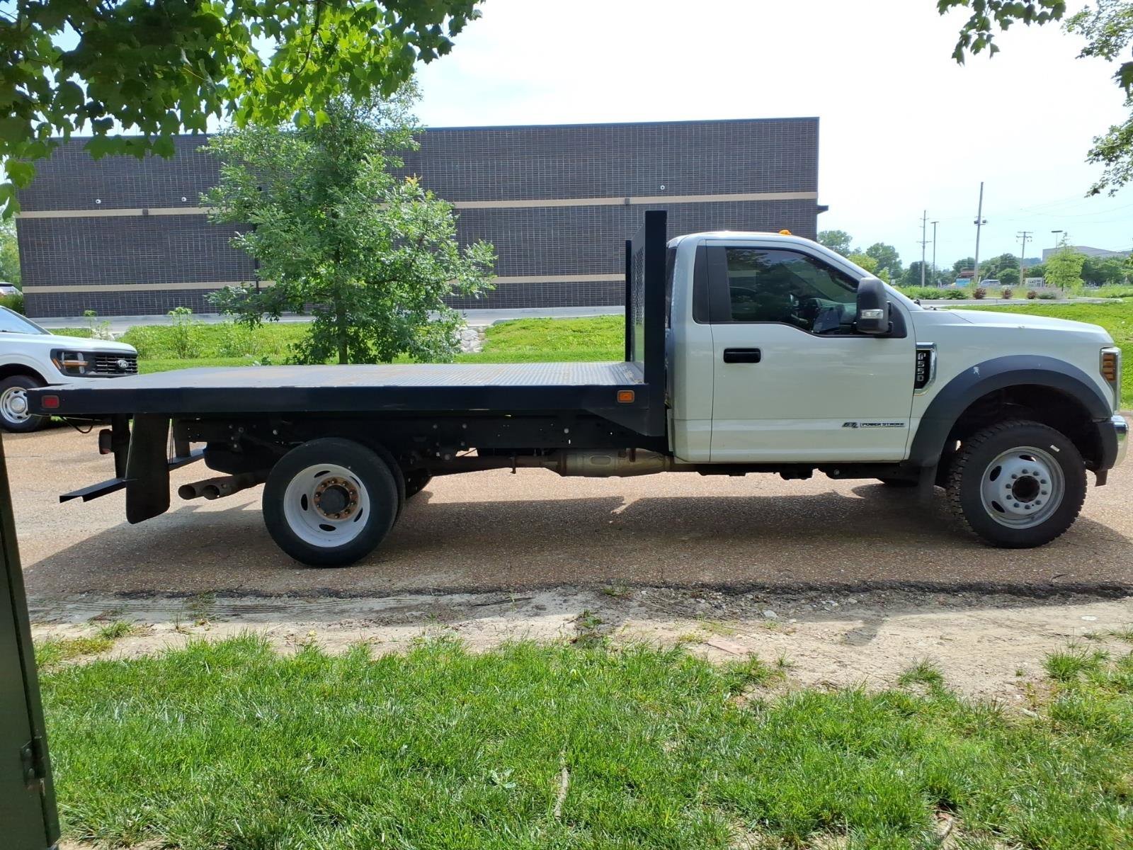Used 2019 Oxford White Ford XL image 25