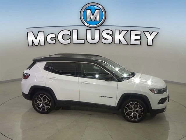 Certified Used 2025 White Jeep Limited 4x4 image 12