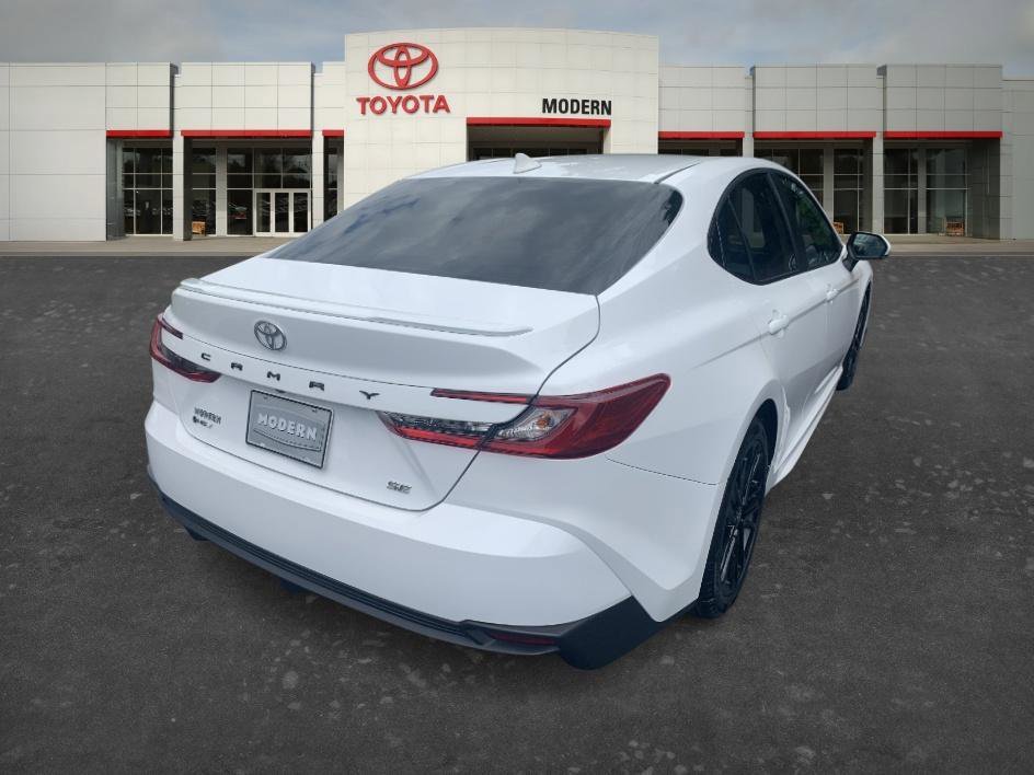 Certified Used 2025 Ice Toyota SE image 5