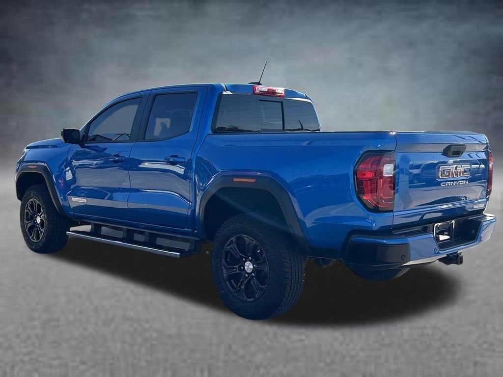 Used 2023 Blue GMC Elevation image 4