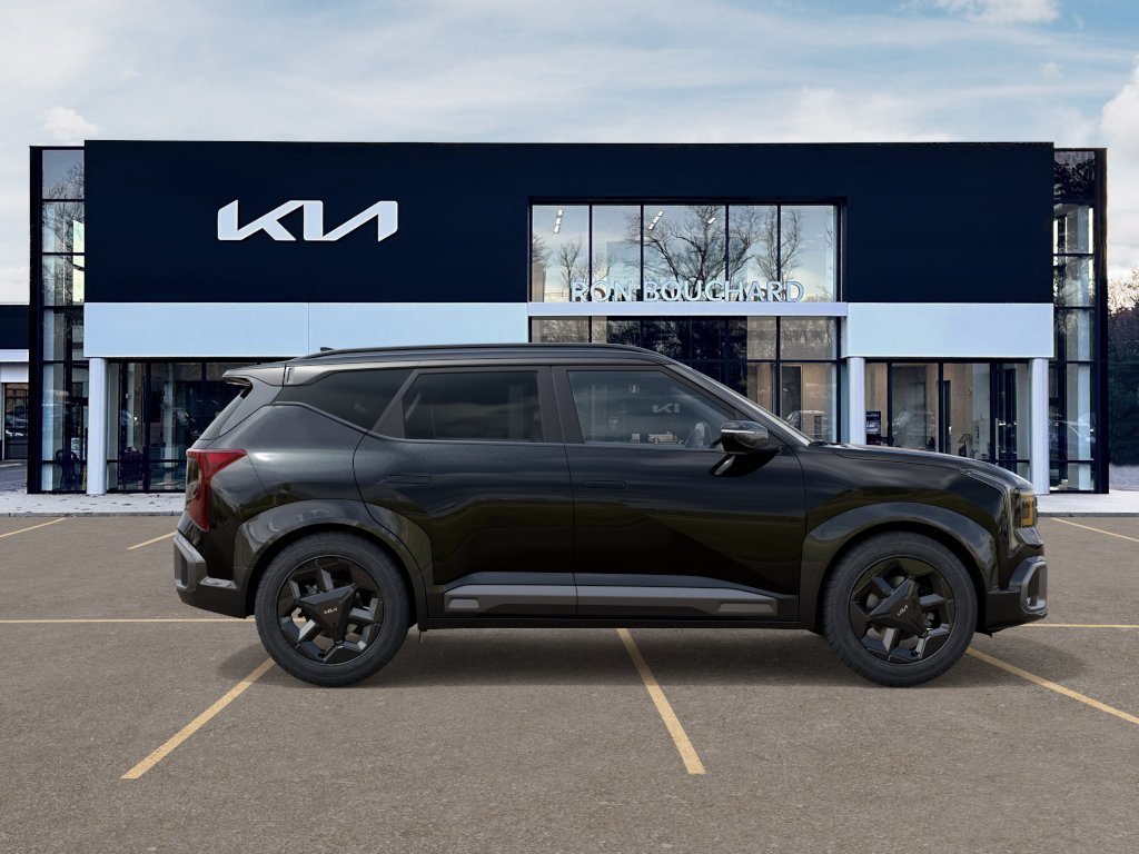 New 2027 Aurora Black Pearl Kia X-Line S image 7
