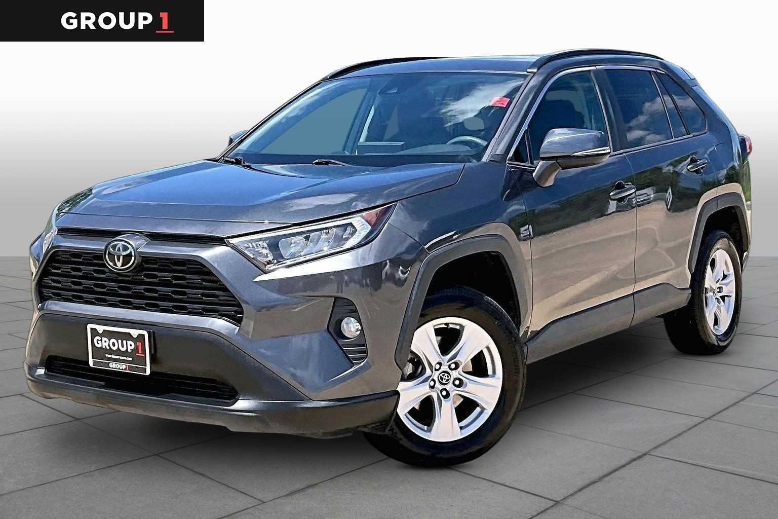 2020 Toyota RAV4 XLE